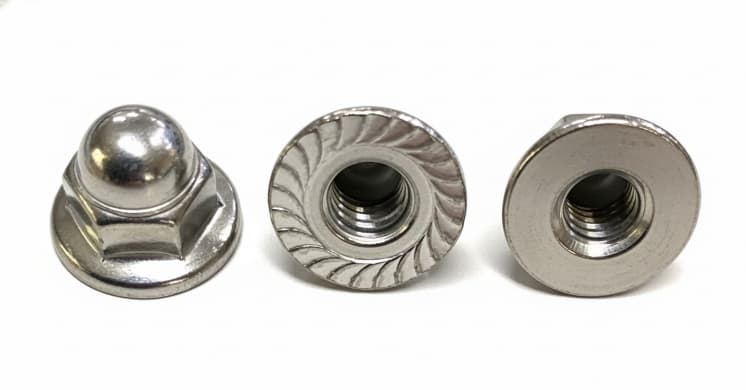 フランジ付き袋ナット