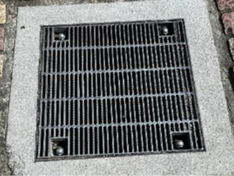 グレーチング(溝蓋)の固定